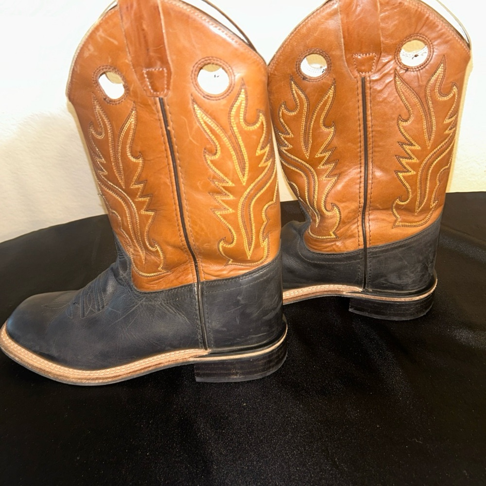Cody James  Black and Brown Cowboy Boots Size 6 - Picture 8 of 12